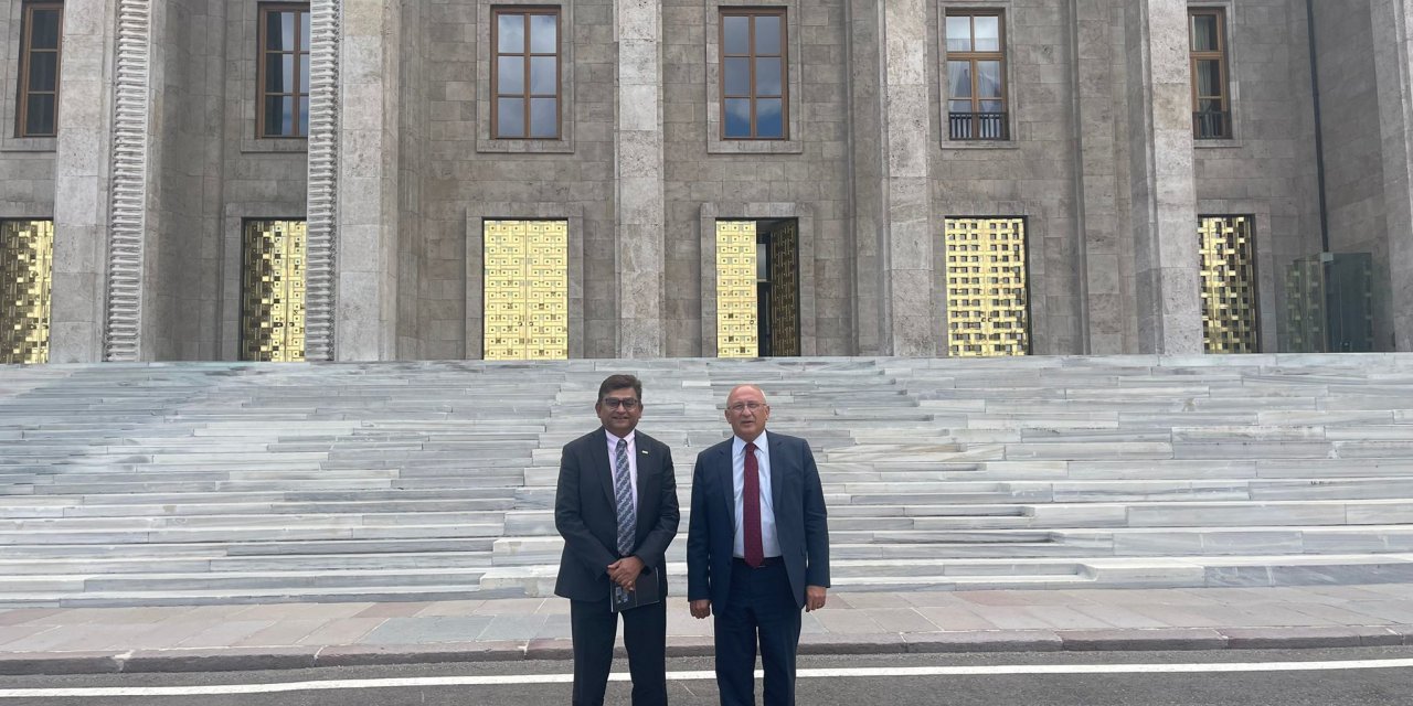 CHP'Lİ ÇAKIR ÖZER SMA İLACI ÜRETİCİSİ FİRMA İLE GÖRÜŞTÜ: "SAĞLIK BAKANLIĞI İLE İLACIN ÜRETİCİSİ BİR AN ÖNCE ANLAŞMALI"