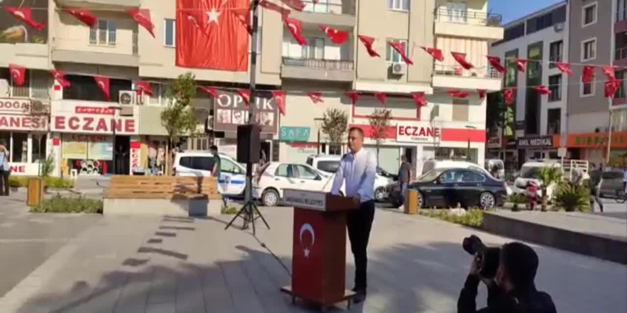 ÖZGÜR ÖZEL’DEN ÜZÜM FİYATINA TEPKİ: KABUL ETMİYORUZ, İTİRAZ EDİYORUZ. BÖYLE FİYAT OLMAZ OLSUN