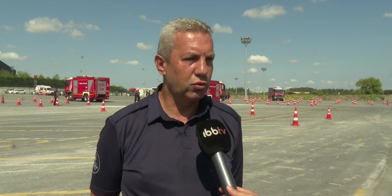 İBB'DE EĞİTİMLERİNİ TAMAMLAYAN 37  KADIN İTFAİYE ERİ GÖREVE HAZIR