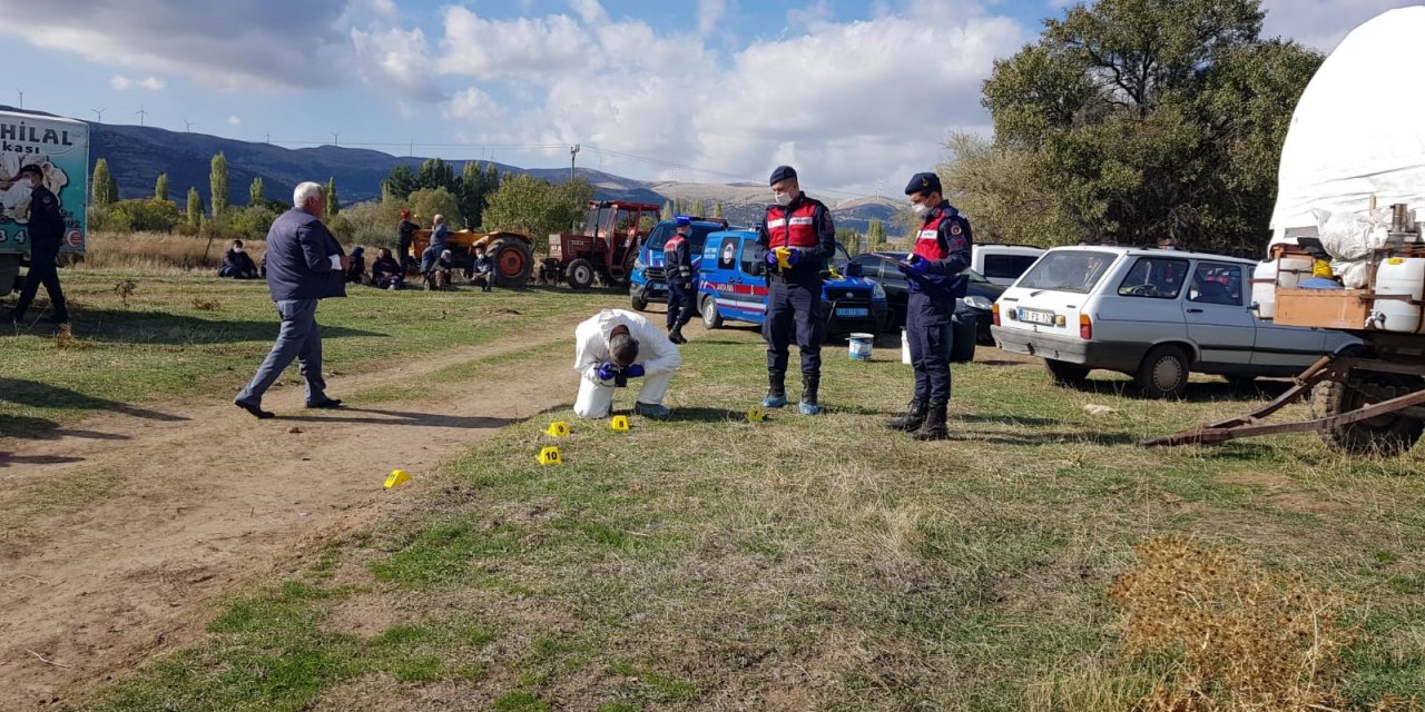 Arazi anlaşmazlığı kavgasında baba ve oğlu öldü