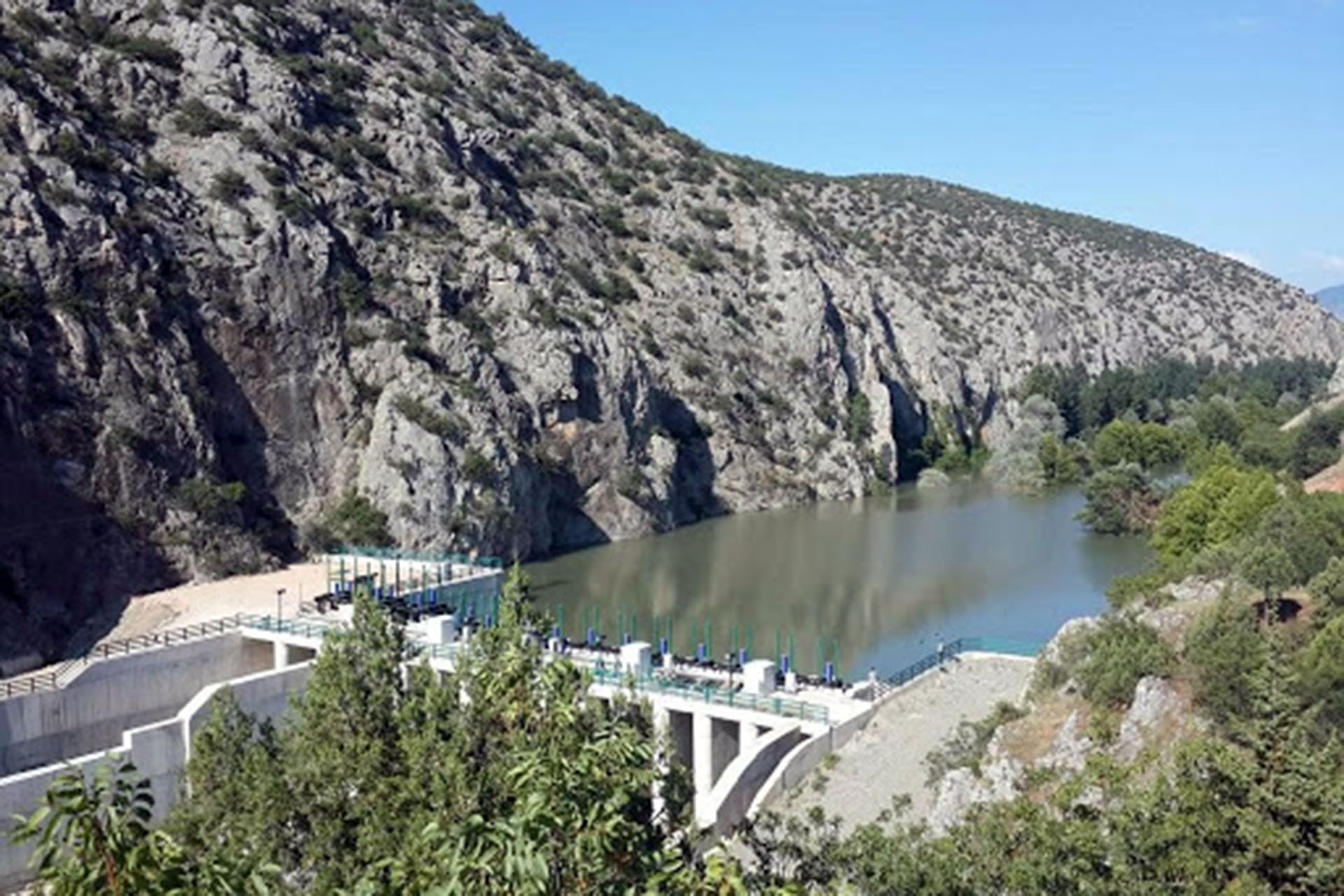 AKP'li Cumhurbaşkanı Erdoğan "İlk 10'dayız" diyor ama... HES'ler faturalarla birlikte arttı