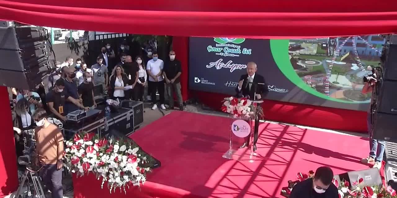 KILIÇDAROĞLU: "FARKLI DÜŞÜNDÜĞÜMÜZ ZAMAN TOPLUMU İLERLETİRİZ, HEPİMİZ AYNI ŞEYİ DÜŞÜNDÜĞÜMÜZDE TOPLUMU İLERİYE TAŞIYAMAYIZ"