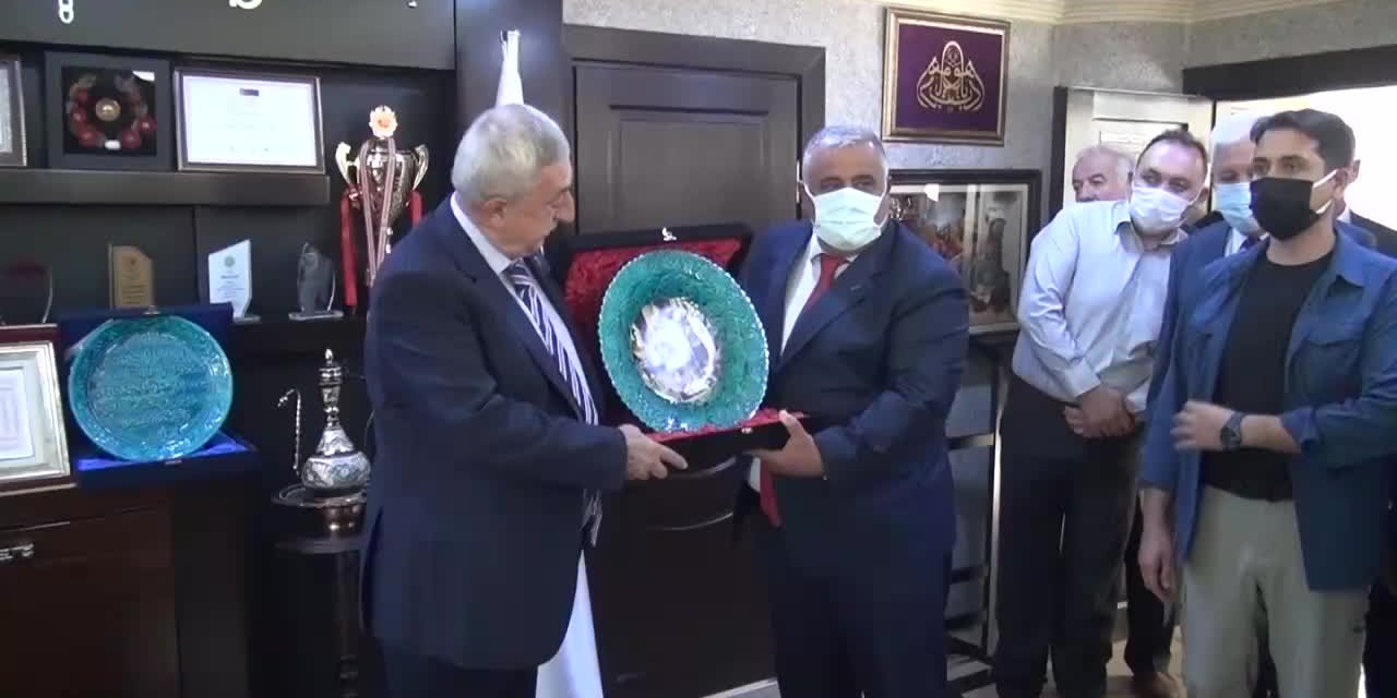 ÇORUM ESNAF VE SANATKARLAR KREDİ VE KEFALET KOOPERATİFİ BAŞKANI CANBEK: "TÜM KOOPERATİFLER PATLAYACAK"