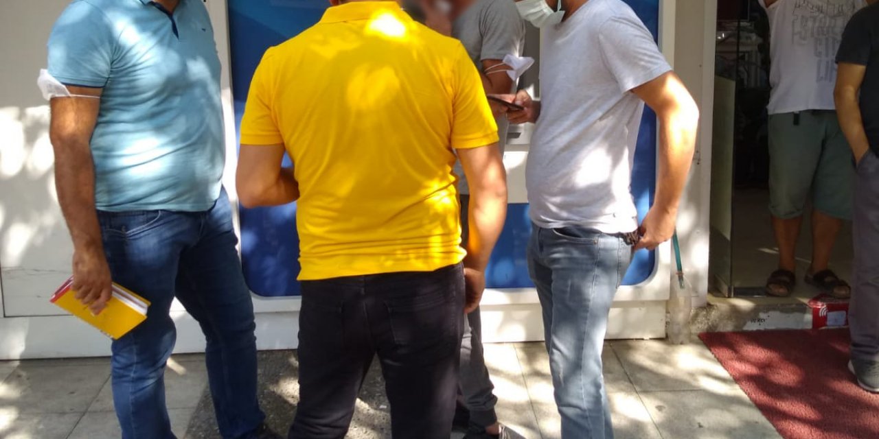 HAYALİ ESKORTA 10 BİN LİRA KAPTIRDI!