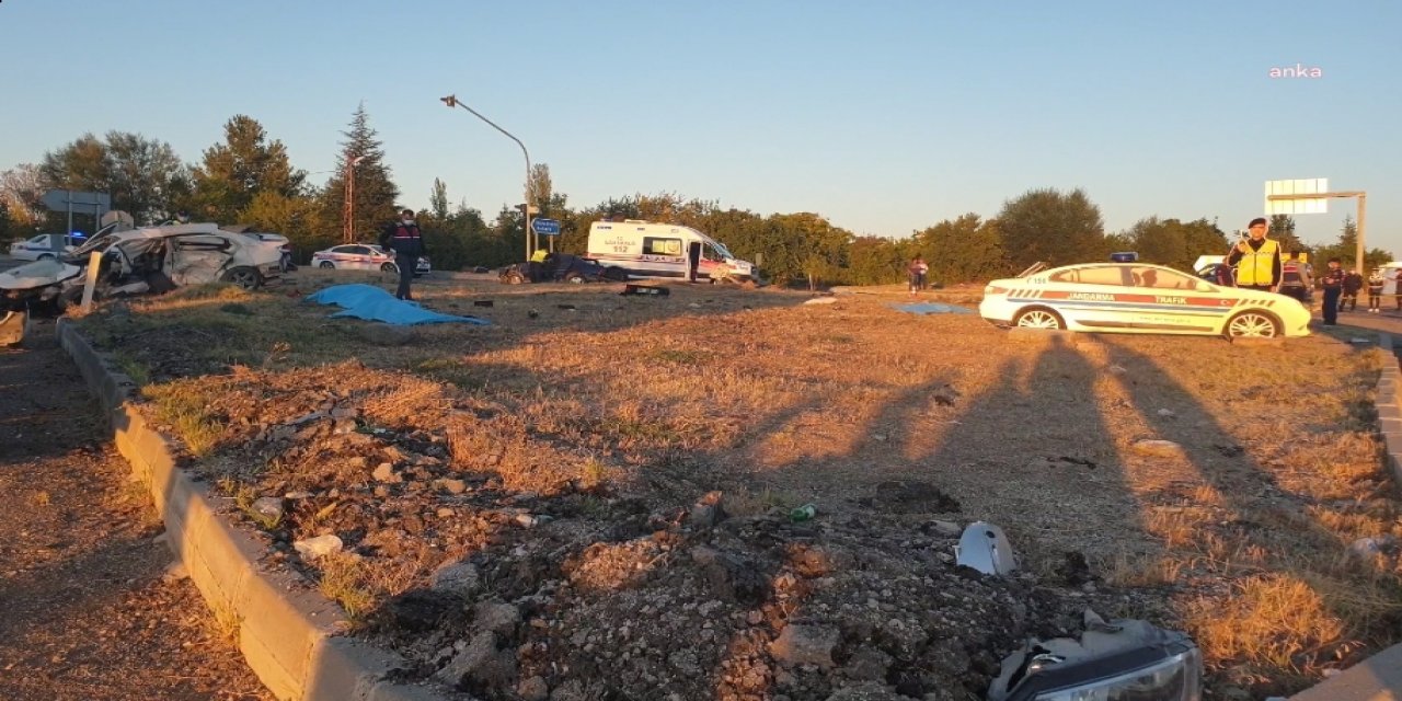 KIRIKKALE TRAFİK KAZASI: Çok sayıda can kaybı var