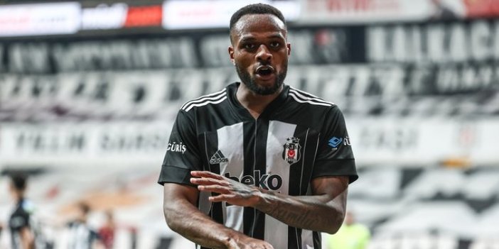 Beşiktaş Larin’e ya İmza Attıracak ya da Veda Diyecek!