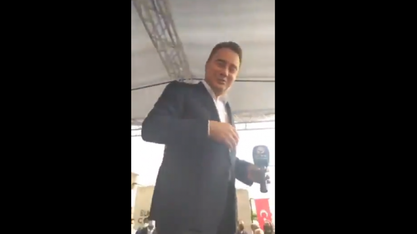 'Ulu Önder Abdullah Gül'ü partiye davet edecek misiniz?' diye soruldu, Ali Babacan'dan dikkat çeken bir cevap geldi