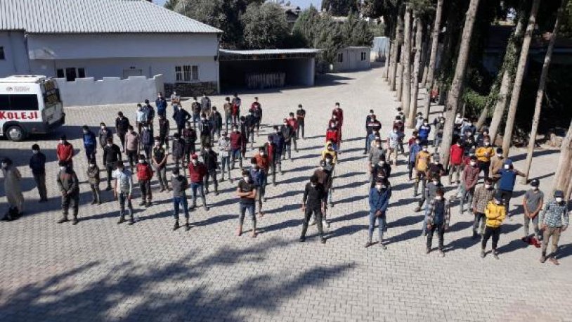 Hatay’da 187 kaçak göçmen yakalandı
