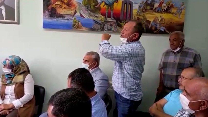 Ziraat Bankası önünde süt dökme eylemiyle gündeme gelmişti... O çiftçiden çarpıcı ifadeler! "Artık dökecek süt de kalmadı"