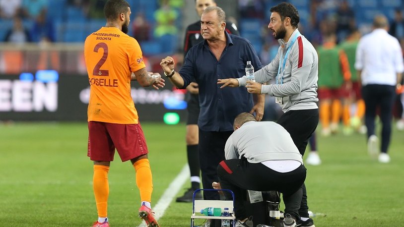 Fatih Terim'den Trabzonspor maçının ardından açıklama! "Soyunma odasına bir türlü 2-0 giremiyoruz"