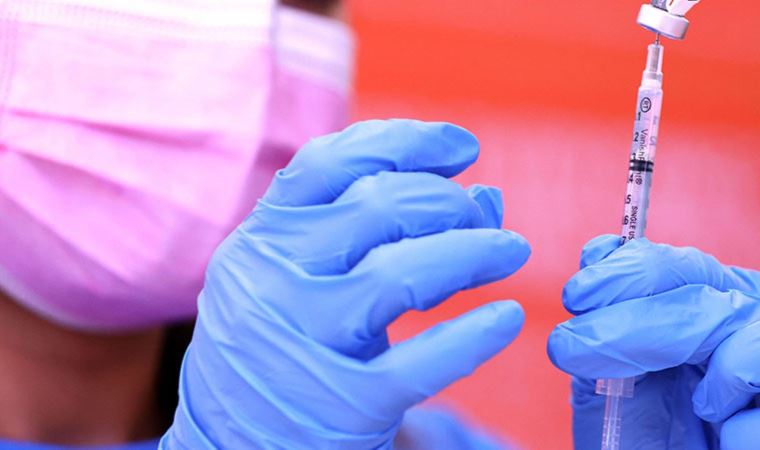 Aşıları yapılmış gibi göstererek sattıkları ortaya çıkmıştı... İstanbul'da hemşirelerin aşı planı deşifre oldu