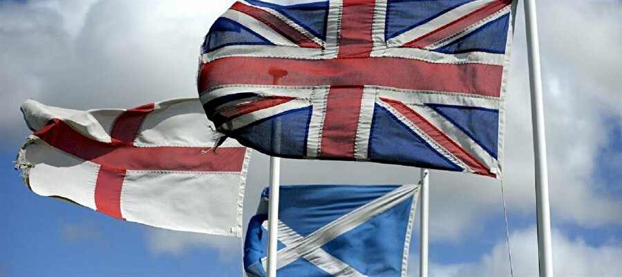 Birleşik Krallık parçalanıyor mu? İskoçya'dan bağımsızlık adımı
