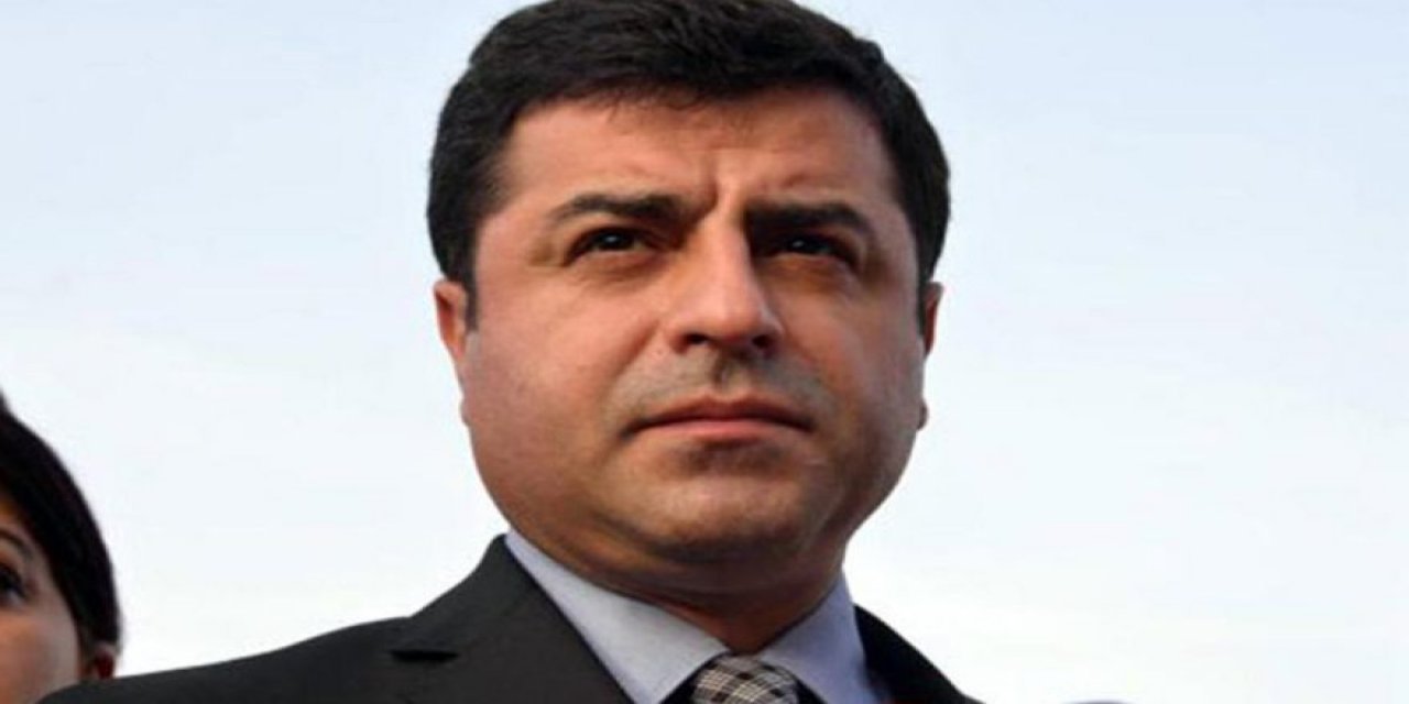 Selahattin Demirtaş, "Kayıplarımıza rahmet dilemekten, acıları paylaşmaktan başka bir şey gelmiyor elimden. Çok üzgünüm