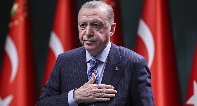 Financial Times'tan çarpıcı analiz! "Erdoğan üzerinde baskı oluşturdu"