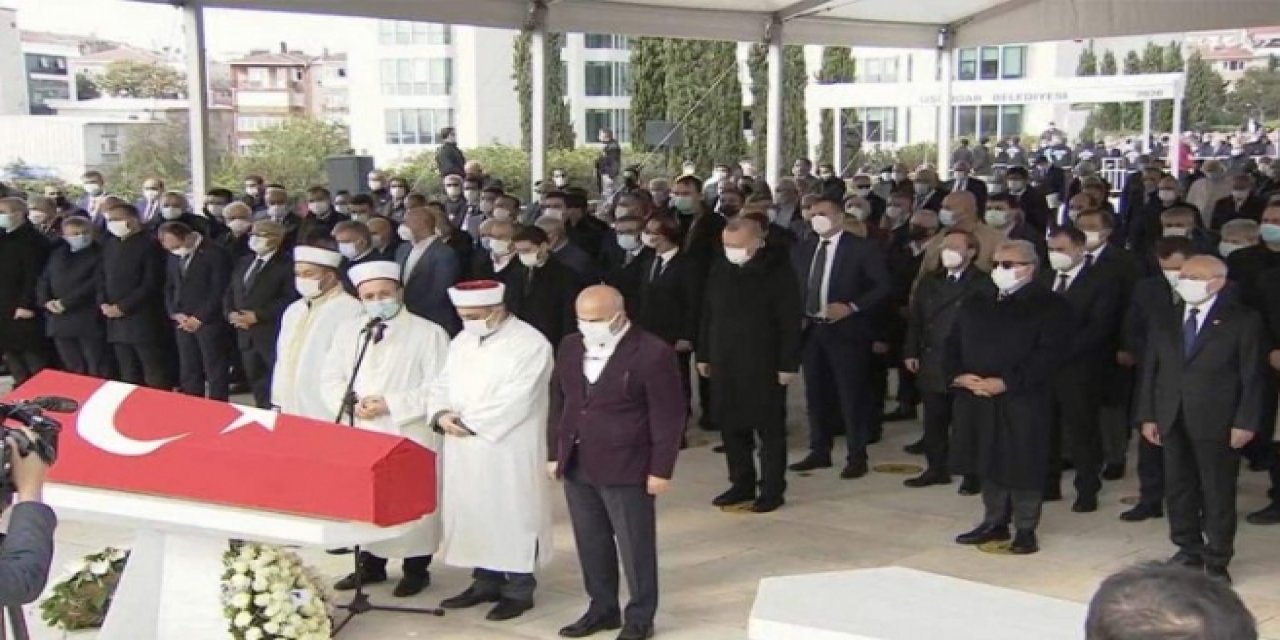 Mesut Yılmaz son yolculuğuna uğurlandı: Oğlu Yavuz’un yanına defnedildi