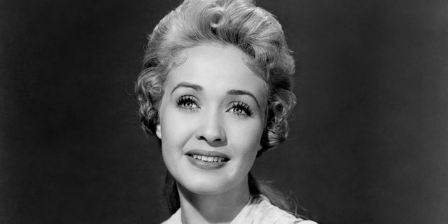 Ünlü Hollywood yıldızı hayatını kaybetti