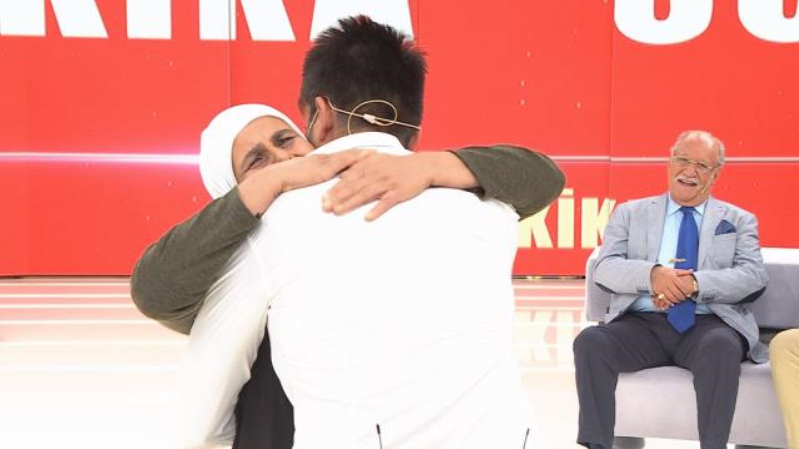 Müge Anlı'da ağlatan kavuşma: 33 yıl sonra buluştular