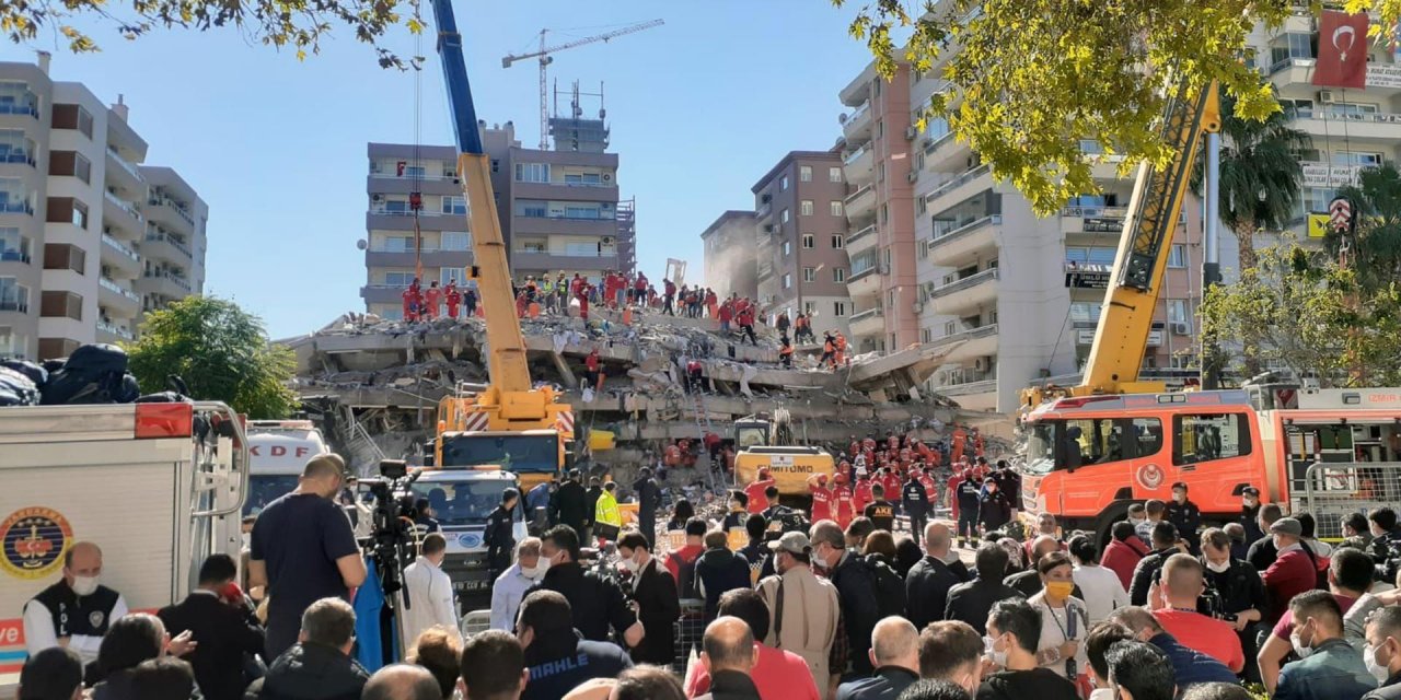 Emrah apartmanı enkazından ses gelmişti işte o kişiye ulaşıldı