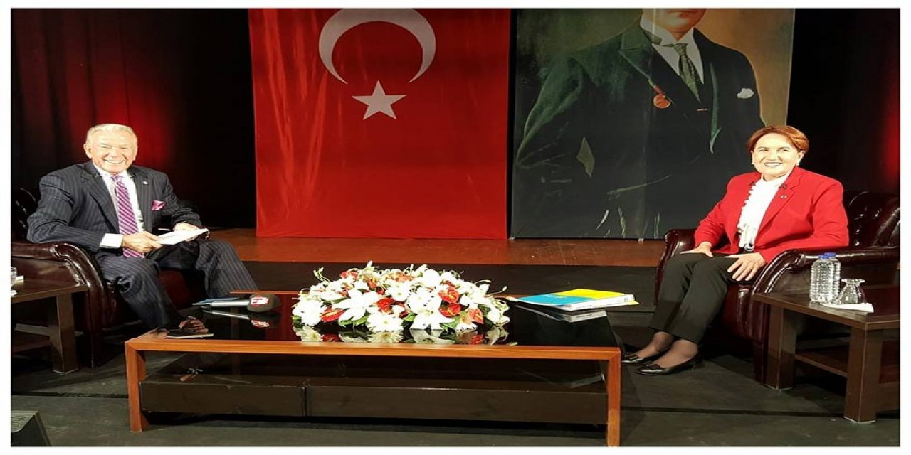 Uğur Dündar'dan Akşener'e: Tarih yazıyor