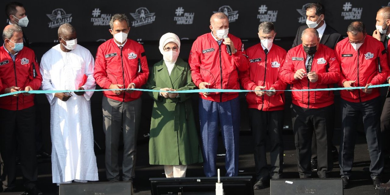 Erdoğan Teknofest’te konuştu: Sözde elit, özde lümpen bu kifayetsiz güruhu iyi tanıyorsunuz