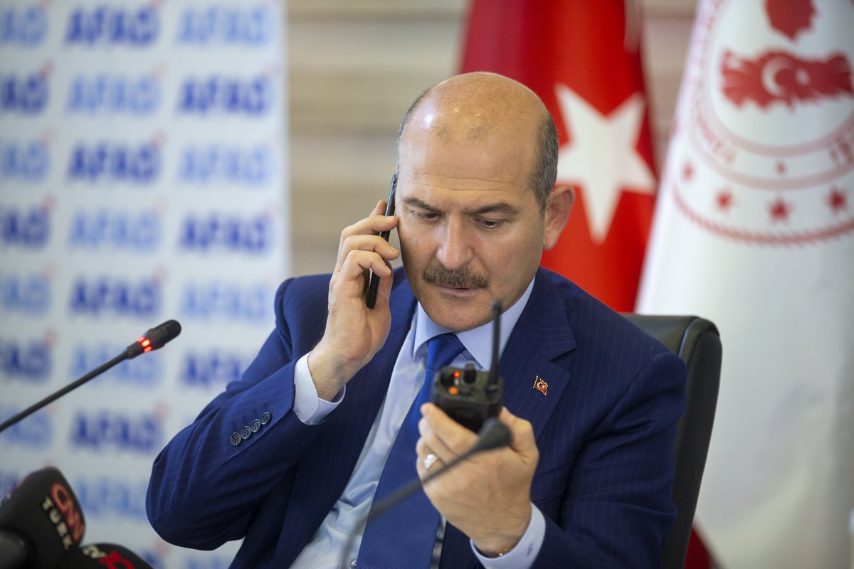 O tarikat Süleyman Soylu'nun telefonlarını dinlemiş: "23 sayfalık konuşma kaydı çıktı!"