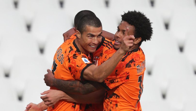 Cristiano Ronaldo sonradan girdi, Juventus'u kurtardı