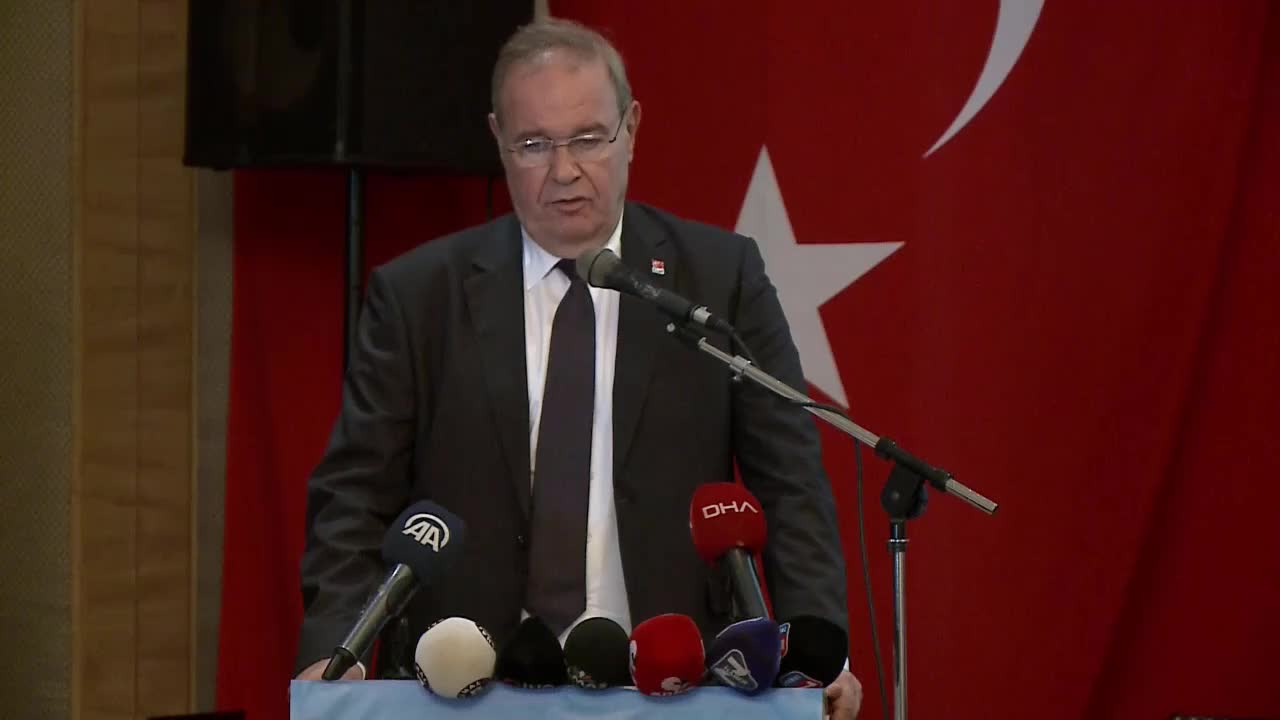 Faik Öztrak'tan iktidara sert sözler: "19 günde Türkiye’nin dış borcunun TL karşılığı, 236 milyar TL ağırlaştı"