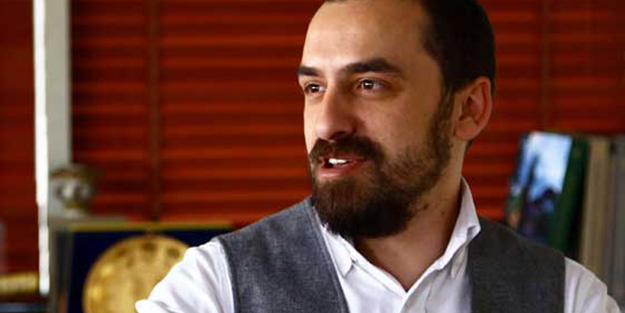 20 yıldır seçim dönemlerinde AKP ile çalışıyordu: O isim artık İYİ Parti için çalışacak