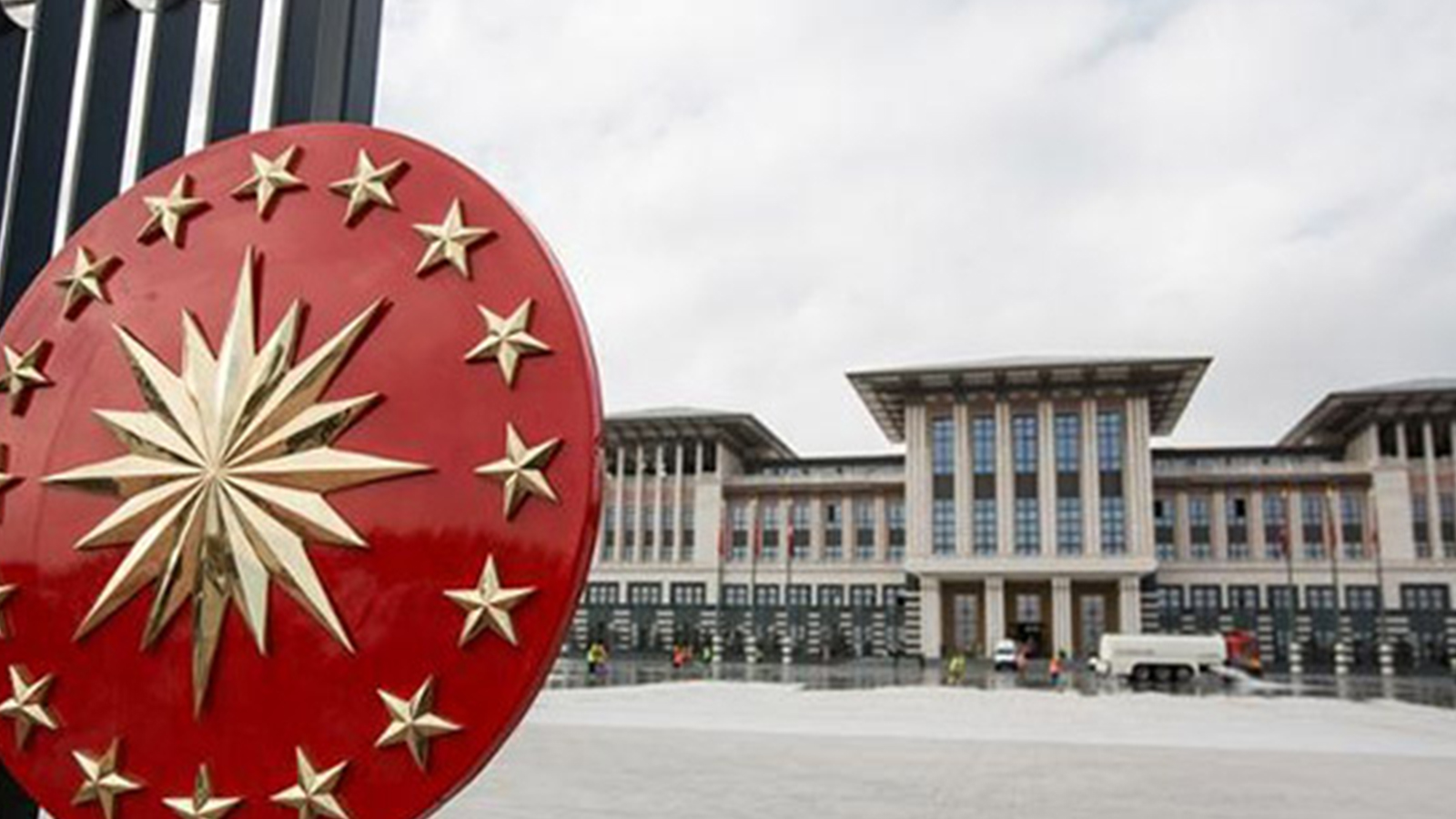 Sayıştay raporunda ortaya çıktı: Cumhurbaşkanlığı yabancı danışmanlara milyonlar ödemiş