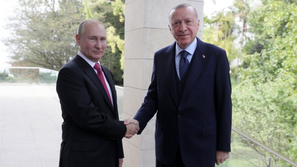 Deniz Zeyrek köşesine taşıdı: Rus sunucu, Erdoğan-Putin görüşmesini yayımlarken öyle bir ifade kullandı ki...