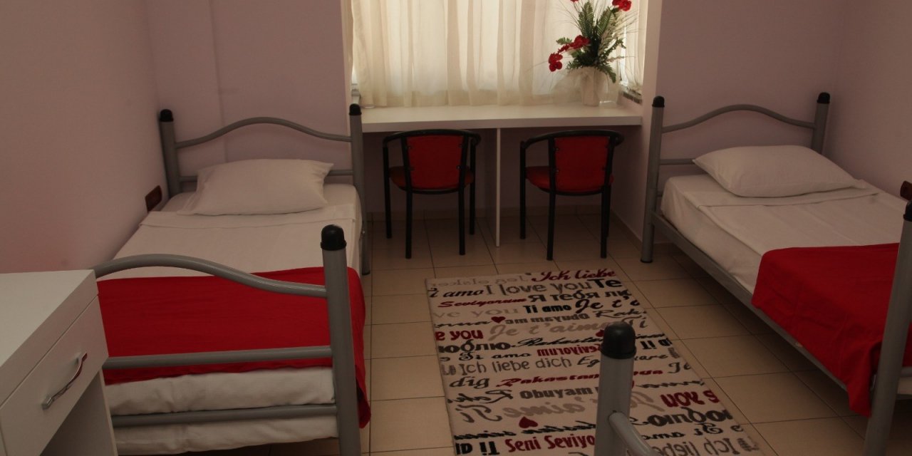 ÇYDD'nin yurtlarını yıkıp yerine imam hatip yaptılar