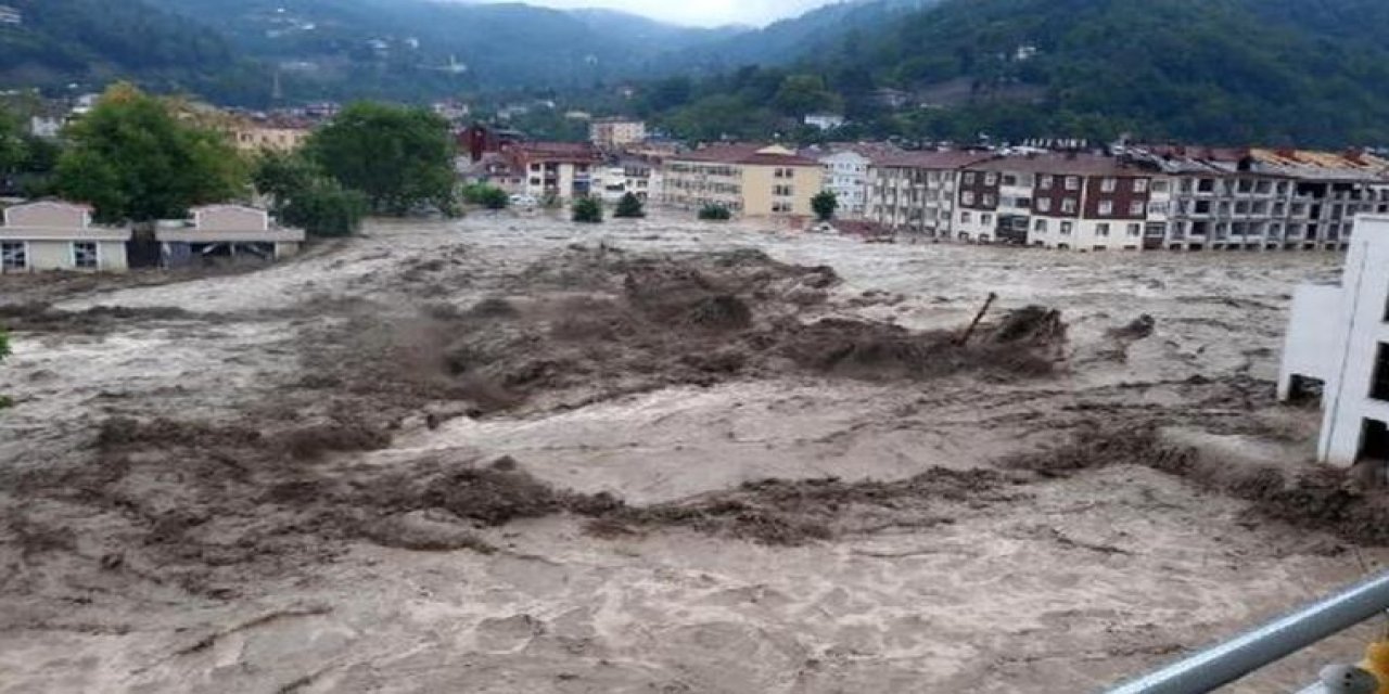 Meteoroloji Karadeniz'e sel uyarısı yaptı