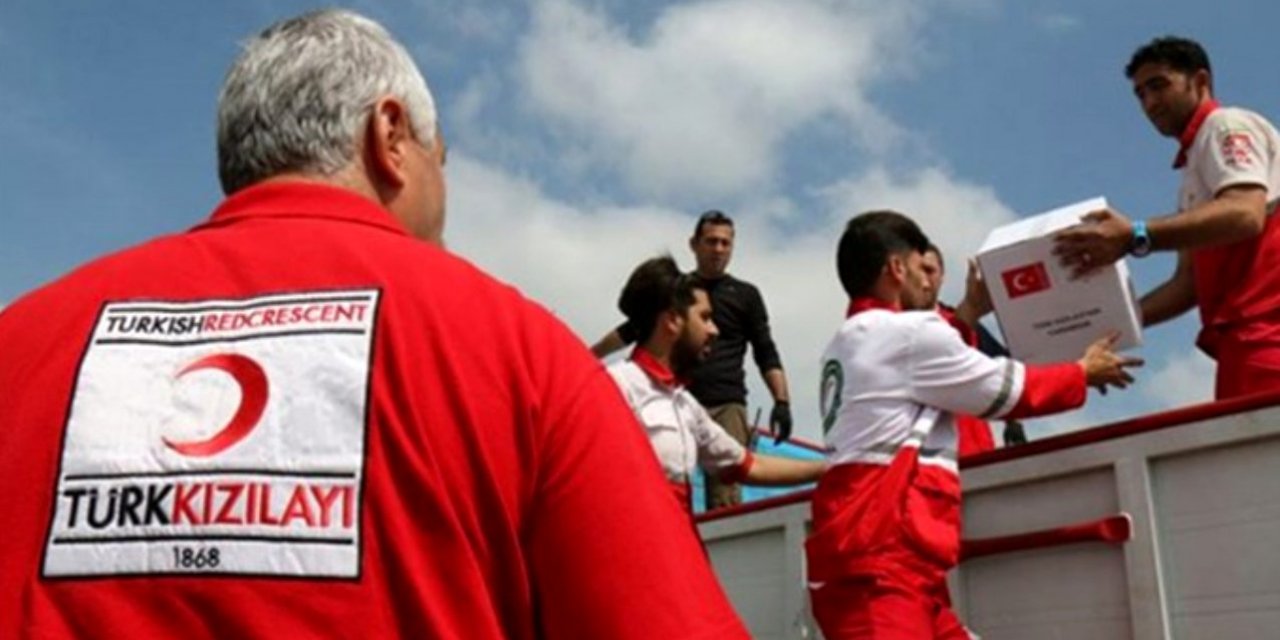 Kızılay'ın "10 TL" bağış kampanyasına sert tepki! "75 milyar liralık verginin nereye harcandığını göstersinler sonra SMS ile yardım istesinler!"