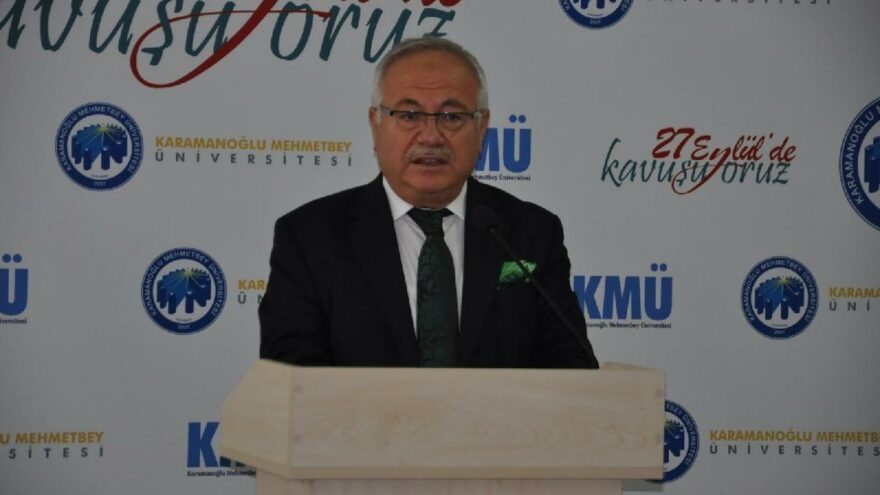 AKP’li meclis üyeleriyle AKP'li rektör arasında kriz: "Cübbeni çıkar siyasete gir"