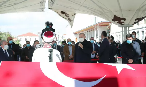 Burhan Kuzu son yolculuğuna uğurlandı