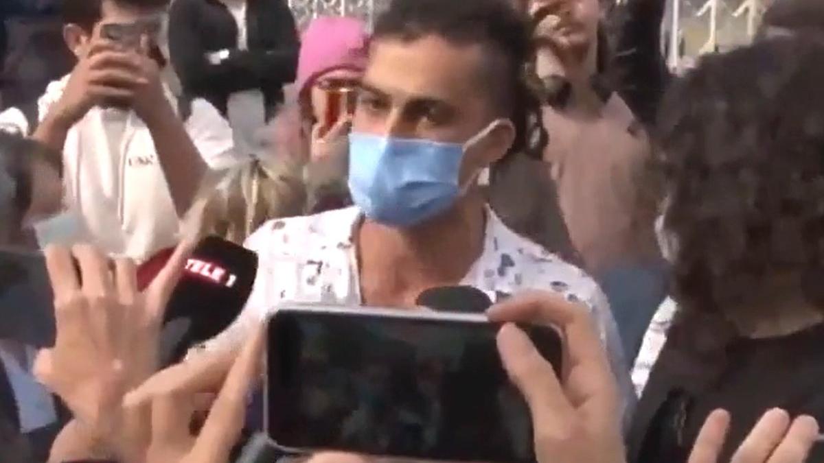 Canlı yayında gözaltına aldılar: ‘Ne kadar provokatörsün’