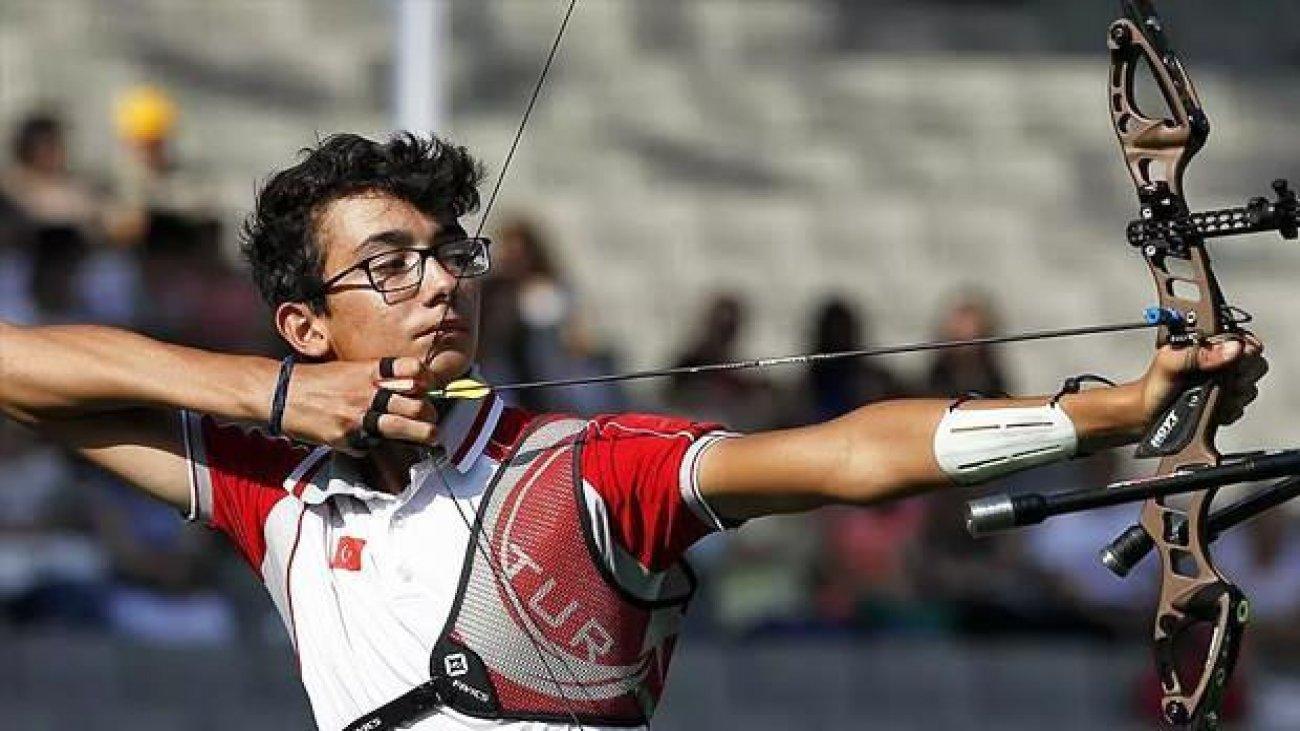 Olimpiyat şampiyonu Mete Gazoz'un acı günü
