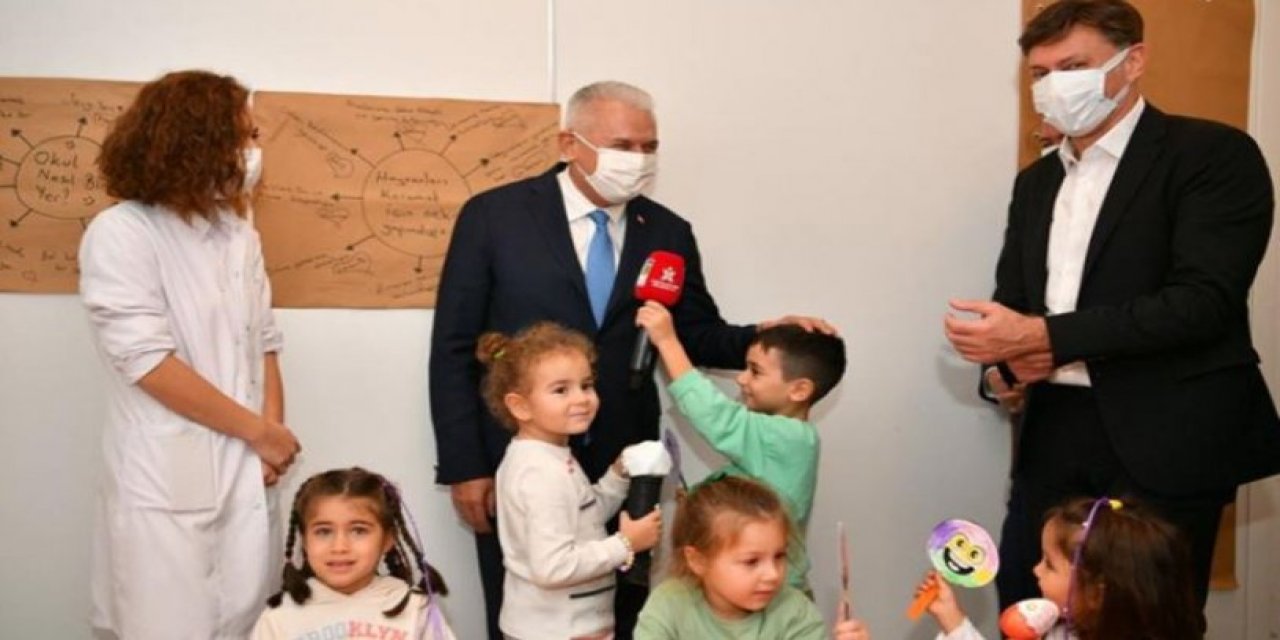 Kübra Par'dan çarpıcı AKP yazısı: Sadece Binali Bey değil hepsi 'iş arıyor'!