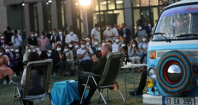 Abdulkadir Selvi'den AKP'ye öneri: "AK Parti hizmet ve eser siyaseti yapan bir parti ancak gençlik farklı şeyler istiyor..."