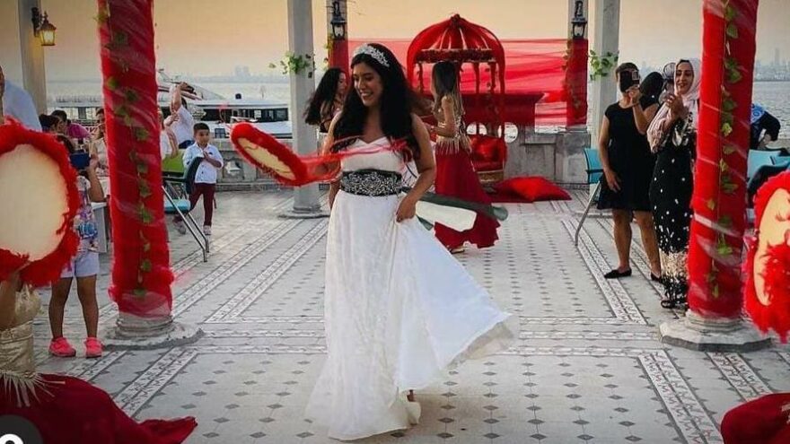 "Haberimiz yok" demişlerdi: Kına gecesinin ev sahibi AKP'li yönetici çıktı