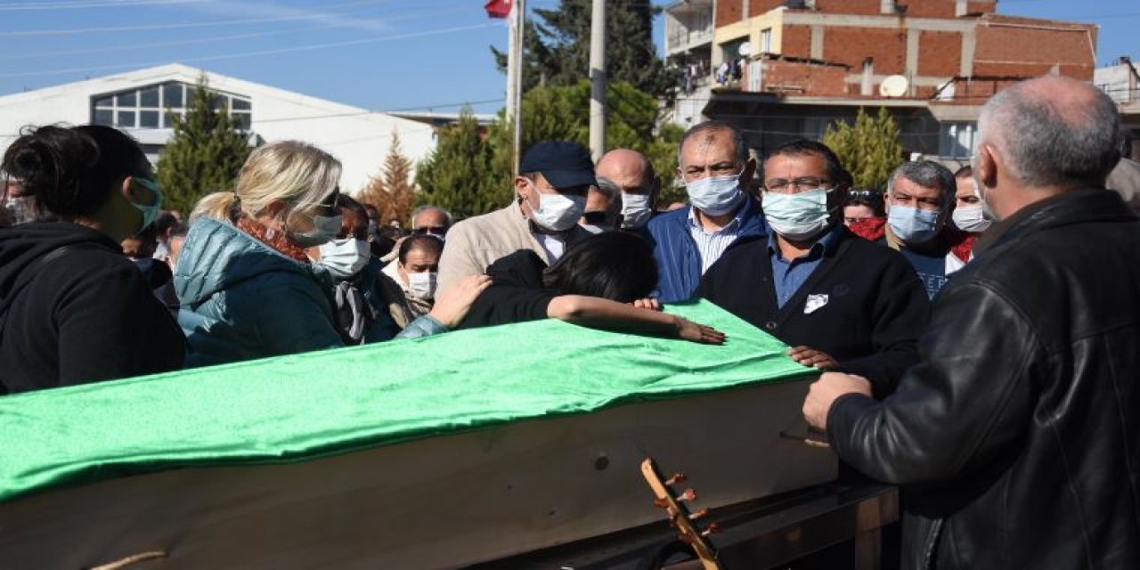 Kimse onları tabutun başından ayıramadı... Göztepe taraftarı Ali Çağın Kaygusuz'a acı veda!