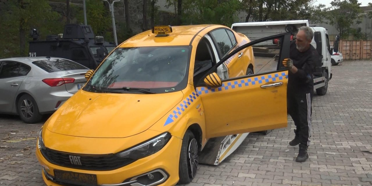 Yolcuyken çaldığı taksiyle 3 gün taksicilik yaptı, kovalamaca sonucu yakalandı