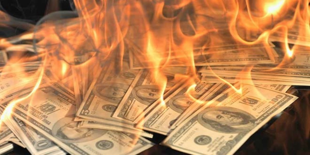 Ünlü ekonomist açıkladı! İşte doların düşeceği tarih!