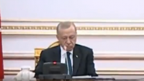 Kameralara böyle yansıdı: Erdoğan toplantıda uyuyakaldı