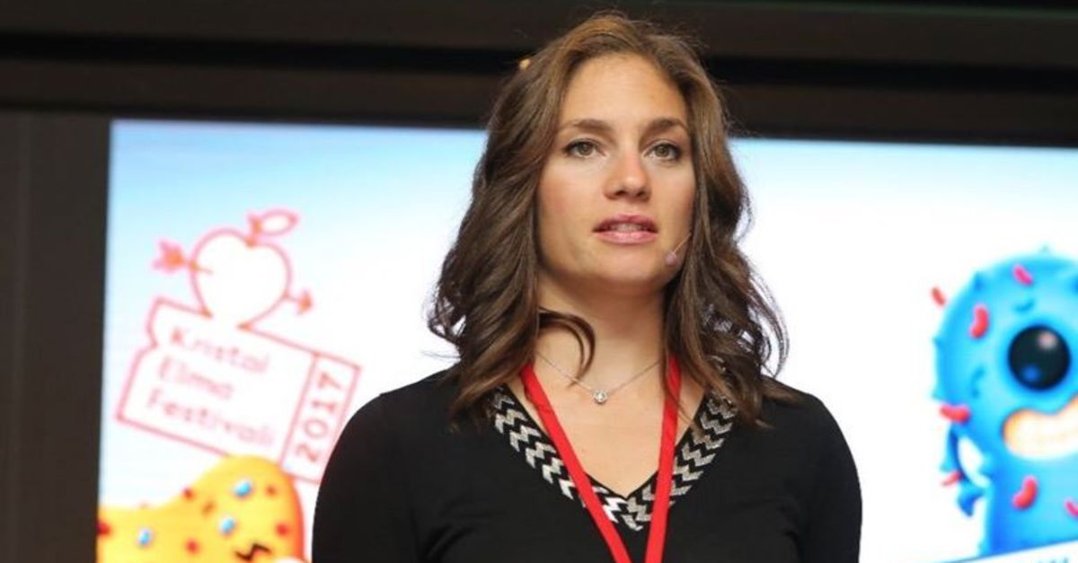 Nevşin Mengü, üniversitedeki skandalı duyurdu: Ne ismi, ne diploması ne de tezi gerçek