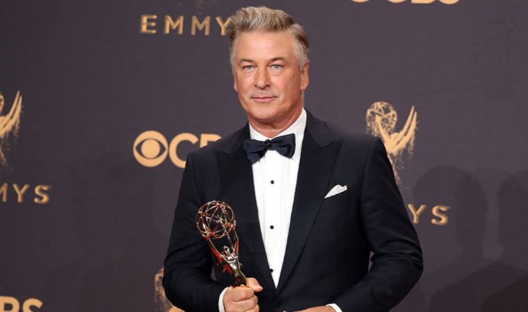 Sette ateşlediği silah görüntü yönetmeninin hayatını kaybetmesine yol açmıştı: Alec Baldwin'in 2018'de attığı tweet şoke etti