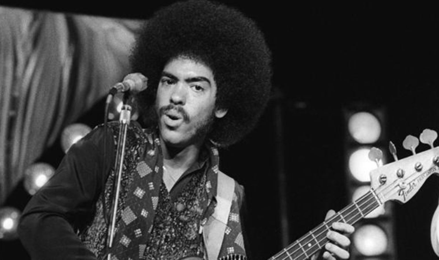 Dünyaca ünlü müzisyen hayatını kaybetti