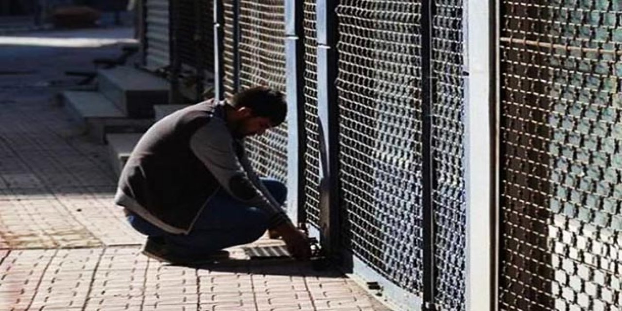 Açılan 2 dükkandan 1’i kepenk kapattı