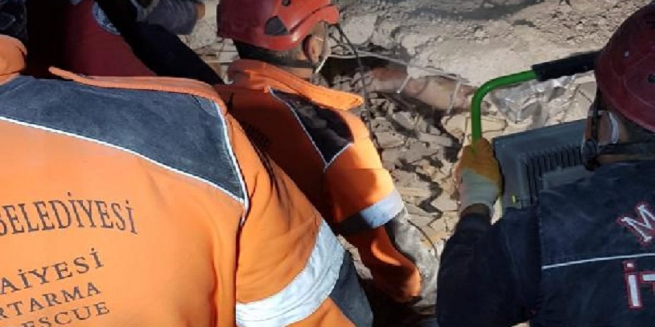 Rızabey Apartmanı'ndan bir acı daha: Zafer Altınsaray'ın cansız bedenine ulaşıldı