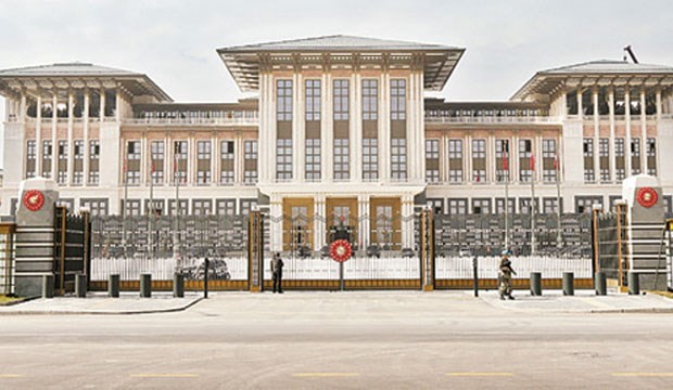 "Bakanlıktan gitmek zorunda kalırım" iddiası: Saray'dan 'Mevlüt Çavuşoğlu' çıkışı